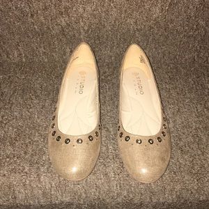 ⭐️ NWT Studio Isola Gold Fabric Ballet Flats